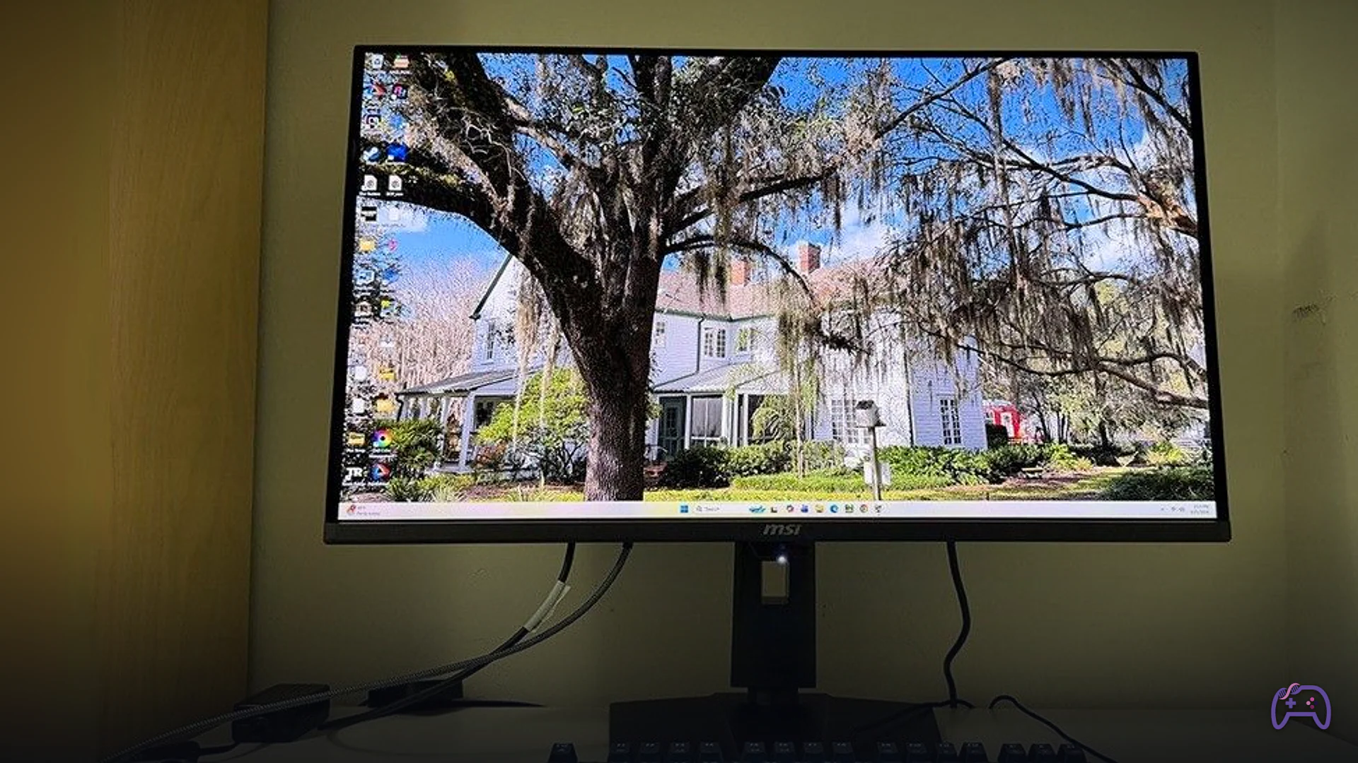 MSI MPG 322UR QD-OLED X24: монитор на 32 дюйма для игр и творчества